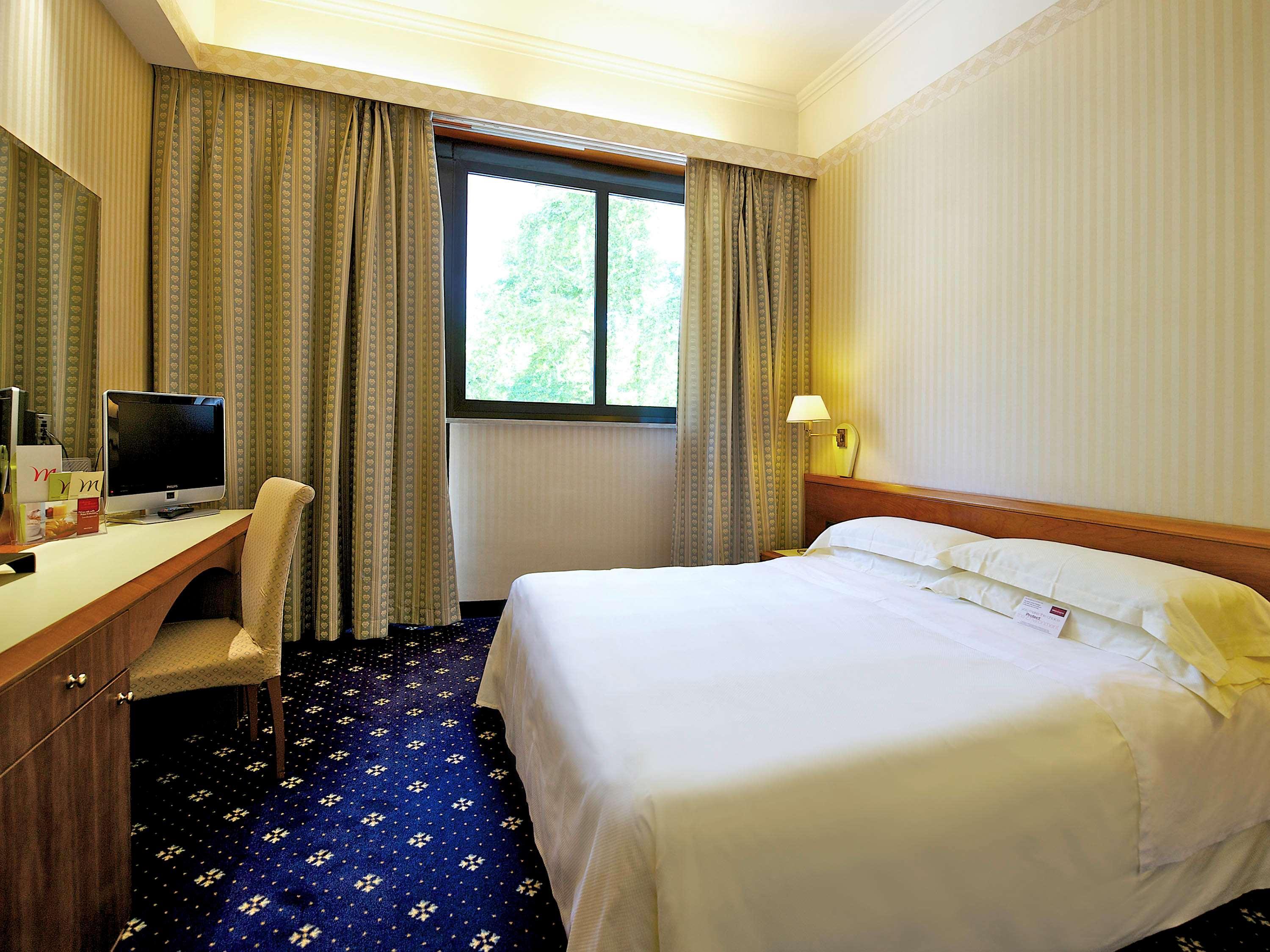 Mercure Reggio Emilia Centro Astoria Экстерьер фото